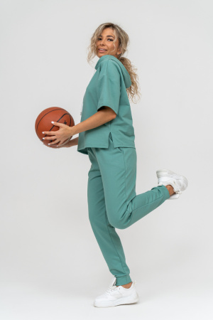 c2c774ff-8685-4718-bf03-7635cbfafba0